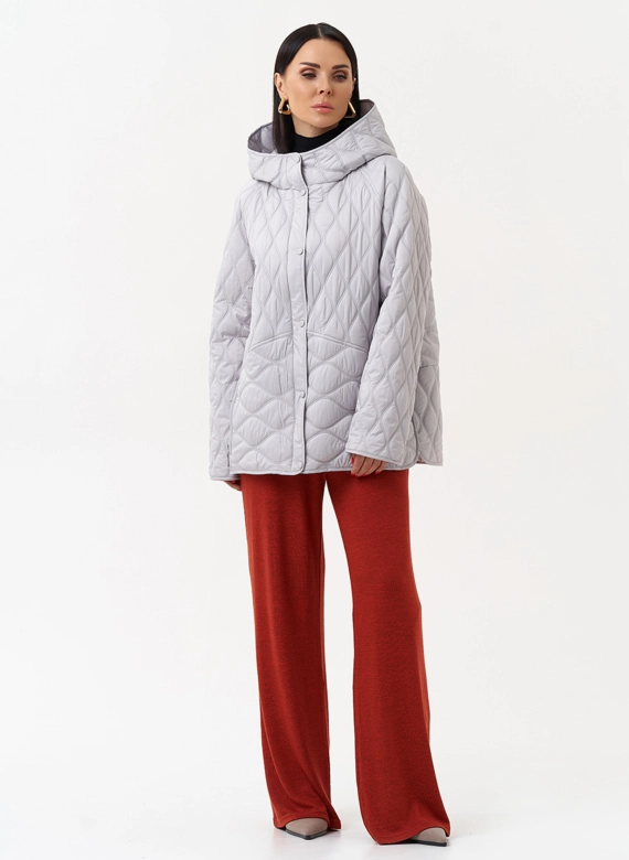 Женская стеганая куртка с капюшоном фото