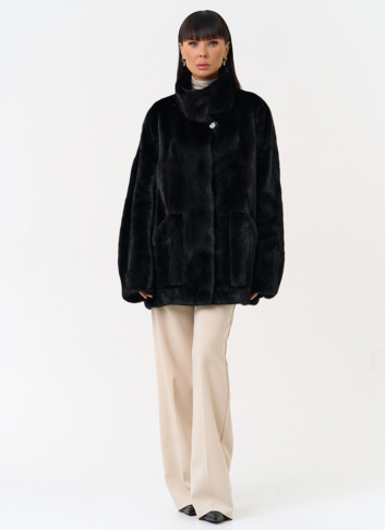 Женская шуба из скандинавской норки с воротником стойкой