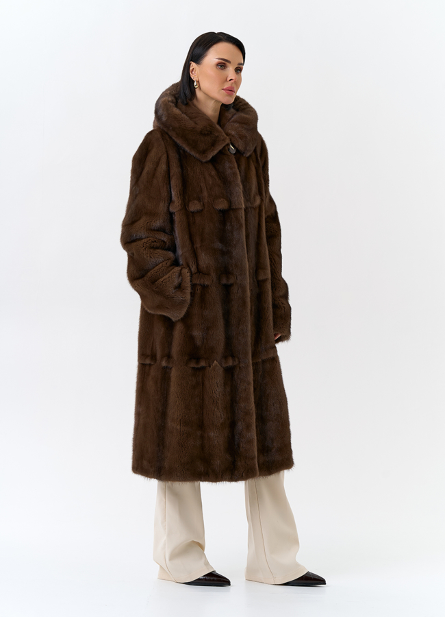 Женская шуба из меха норки с капюшоном  модель № 32107 универмаг малина