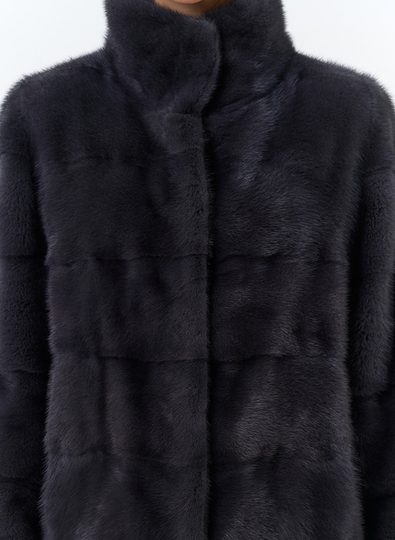 Норковая шуба с воротником стойка в цвете графит