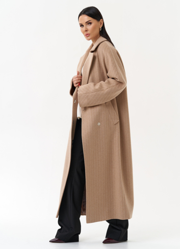 Длинное женское пальто с поясом