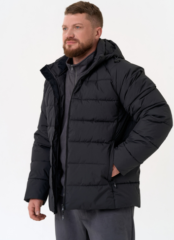 Мужской пуховик черного цвета с капюшоном