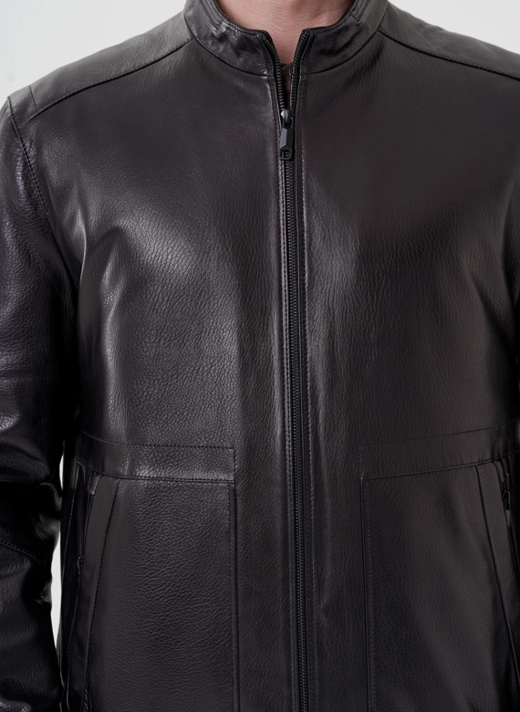 Мужская кожаная куртка 