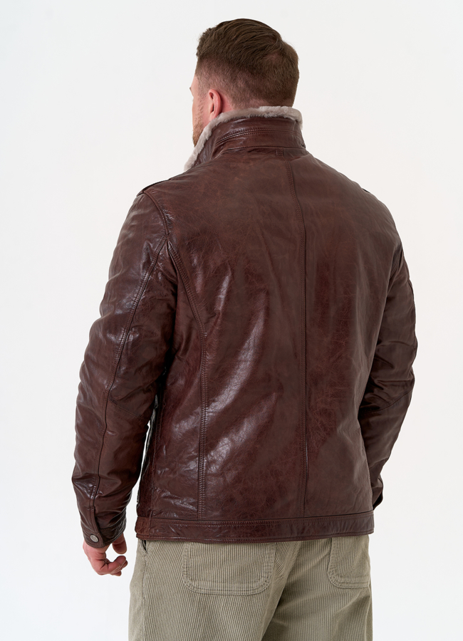 Куртка из натуральной кожи коричневого цвета модель № 31419 в кредит