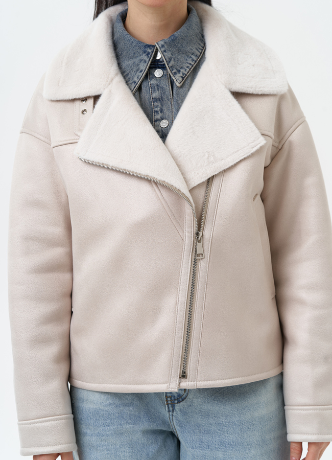 Короткая дубленка из эко замши модель № 30206 универмаг малина