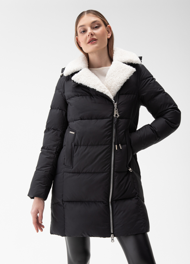 Комбинированный женский пуховик с капюшоном модель № 28392 меха малина