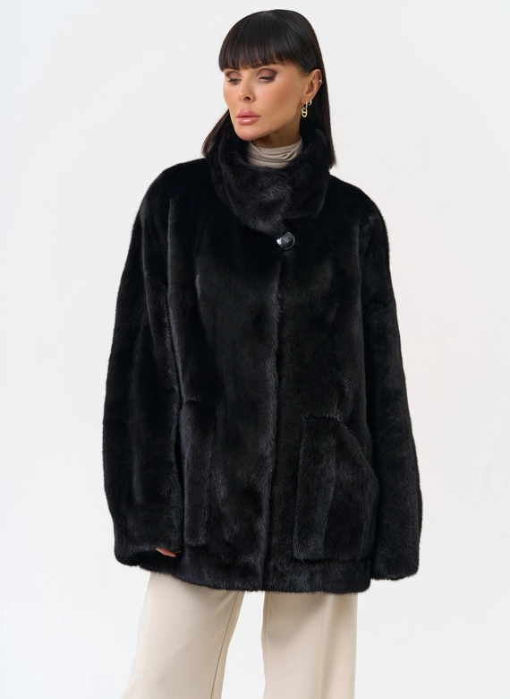 Женская шуба из скандинавской норки с воротником стойкой