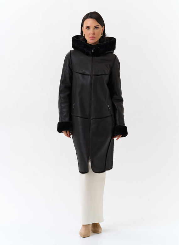 Женская натуральная дубленка с капюшоном