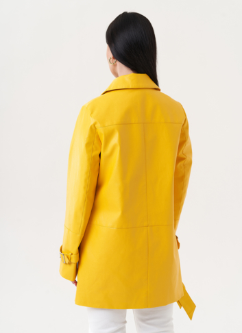 Удлиненный жакет из эко кожи с поясом