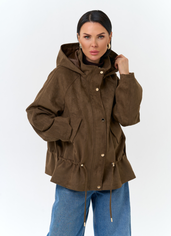 Женская утепленная куртка из эко замши с капюшоном