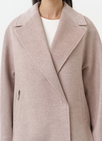 Укороченное пальто с английским воротником