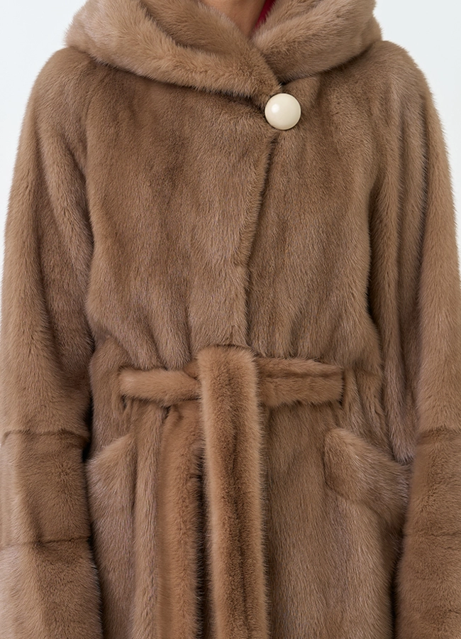 Шуба из меха норки с капюшоном модель № 31783 универмаг малина фото