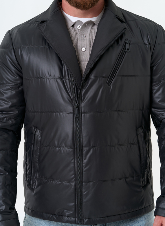 Мужская куртка черного цвета